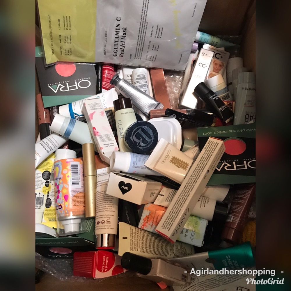 Mystery Ipsy Bag Makeup/Skin/Body Samples NEW